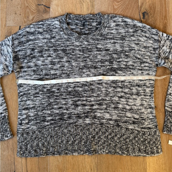 Cutest Eileen Fisher oversized melange sweater size M price firm! - Picture 7 of 8